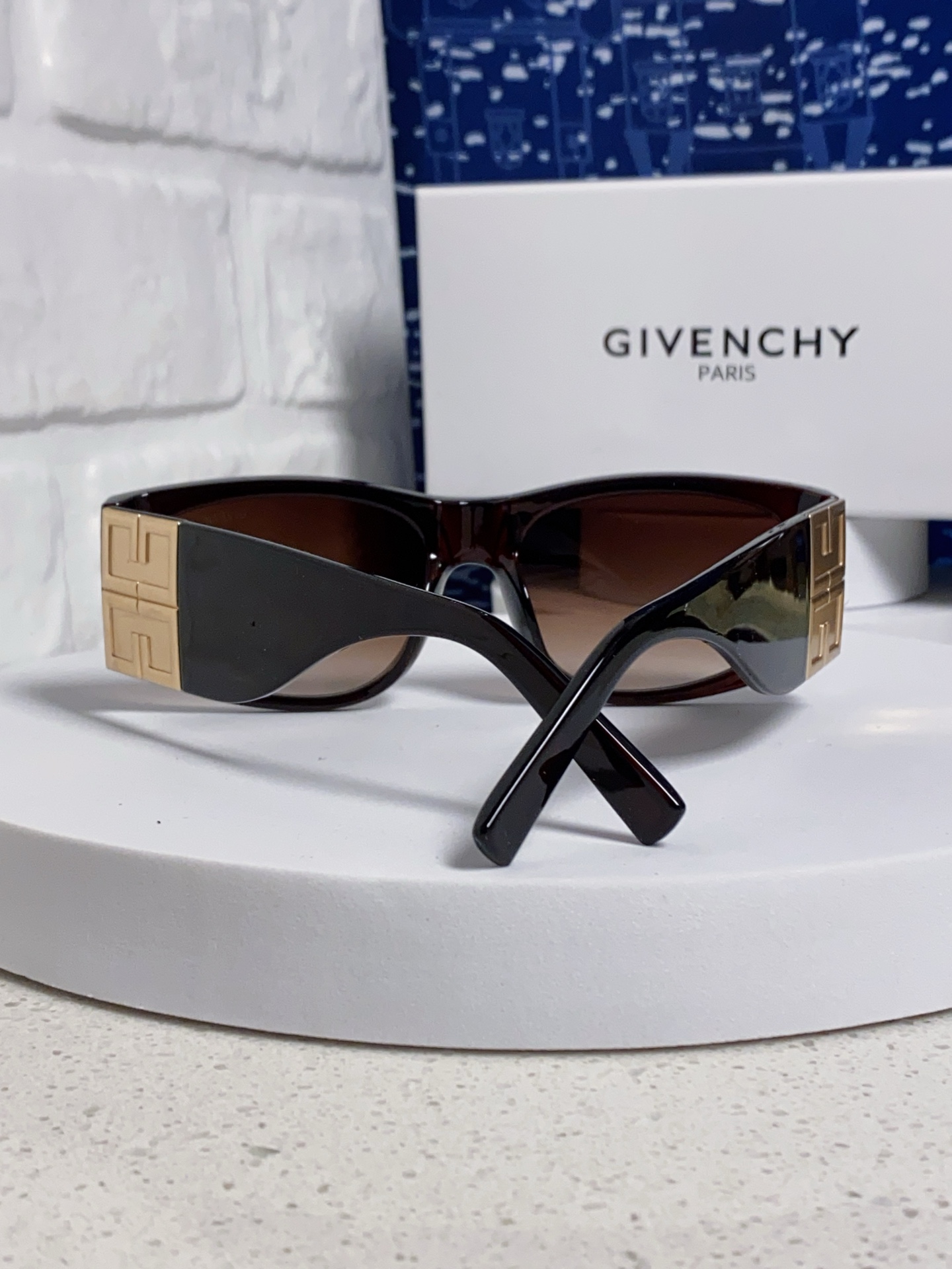 GIVENCHY ジバンシィ サングラス レディース 偏光 2025 新作 フレーム タテ型 ブラック 多色展開 - 画像 5