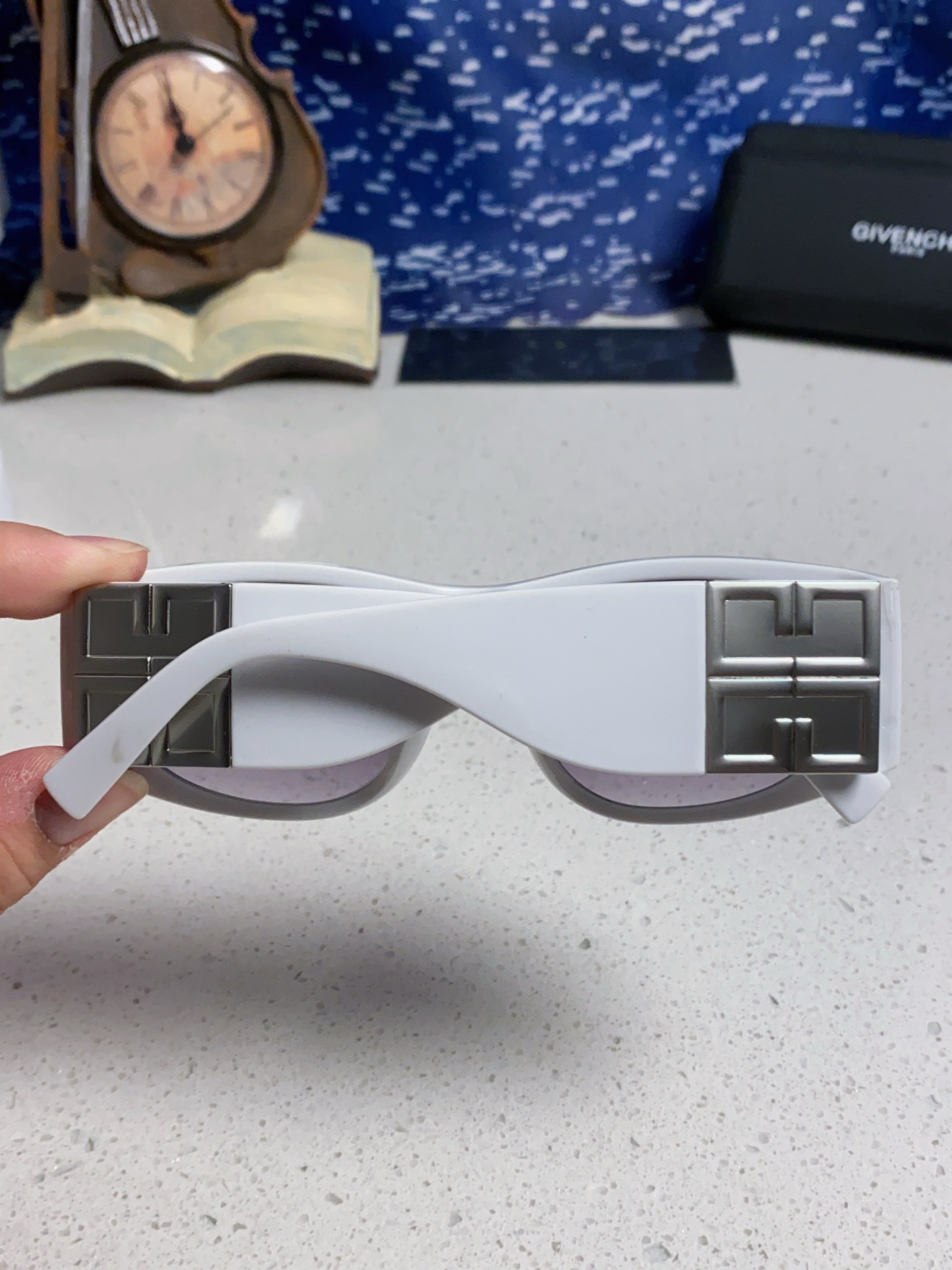 GIVENCHY ジバンシィ サングラス フレーム付き パソコン用 レディース ウェア ホワイト 多色展開 - 画像 8