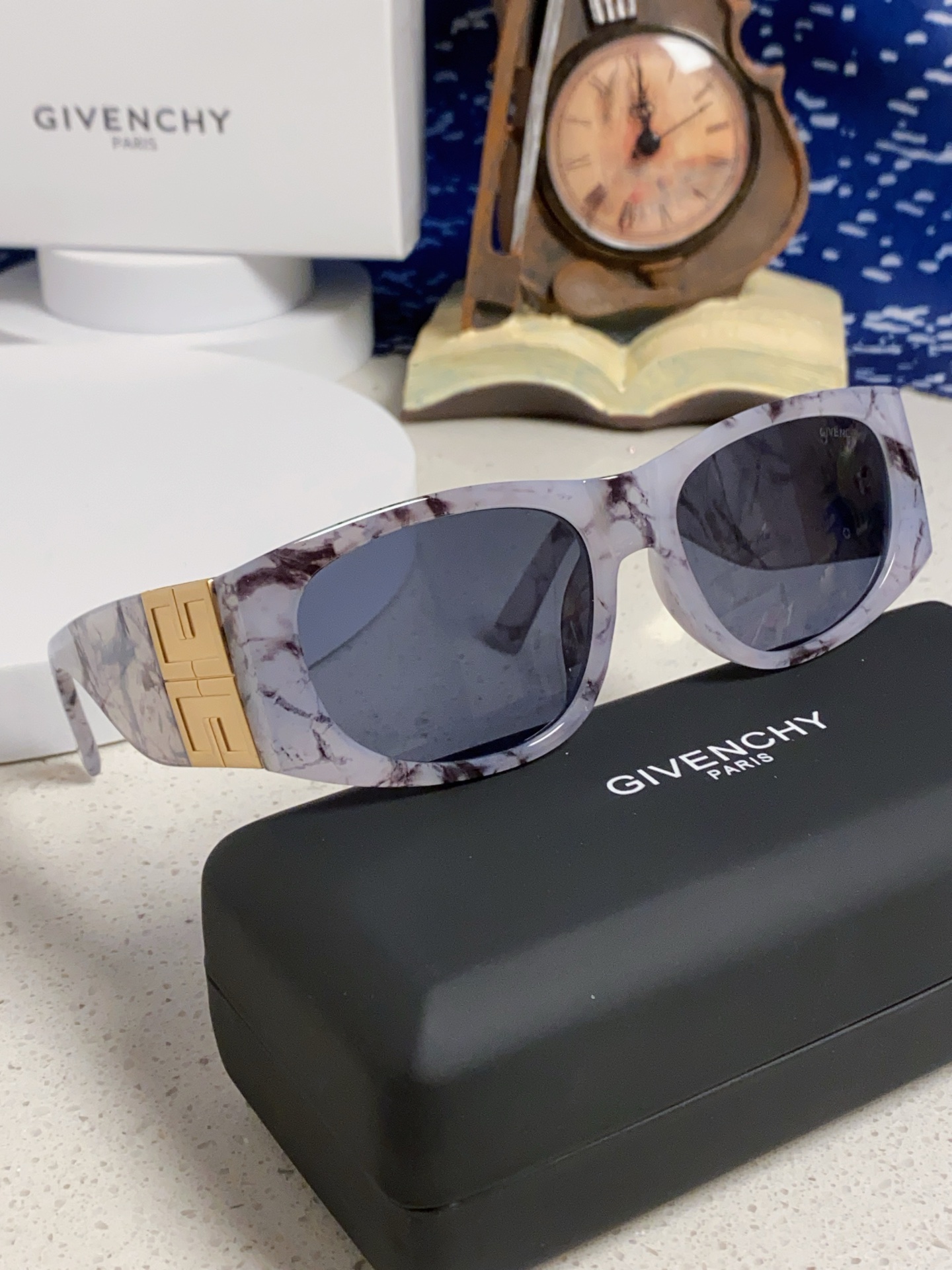 GIVENCHY ジバンシィ メガネ サングラス レディース 偏光 2025新作 マーブル柄 フレーム ゴールド レンズ ブラック 多色展開 - 画像 2