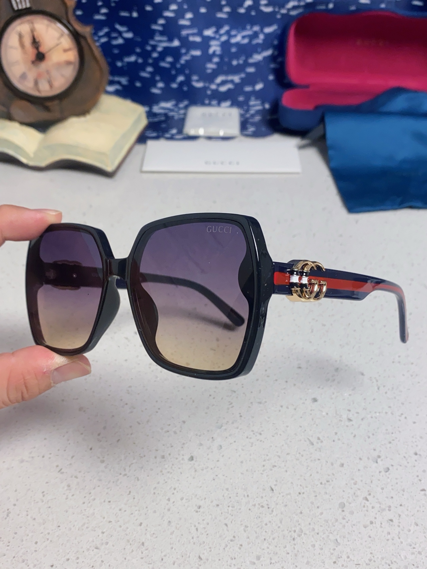 GUCCI グッチ サングラス レディース 2025年新作 おしゃれ 大判 ブラック 多色展開 - 画像 8