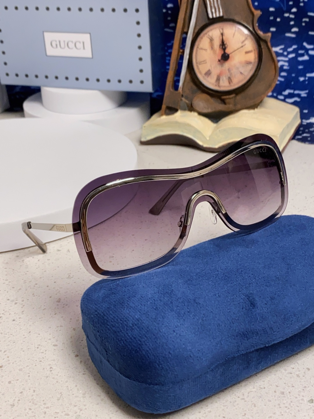GUCCI グッチ サングラス メンズ レディース 一体型 サイバー テクノロジー フューチャー デザイン 金属フレーム サイドカット フラット レンズ グラデーション カラーレンズ 多色展開 - 画像 3