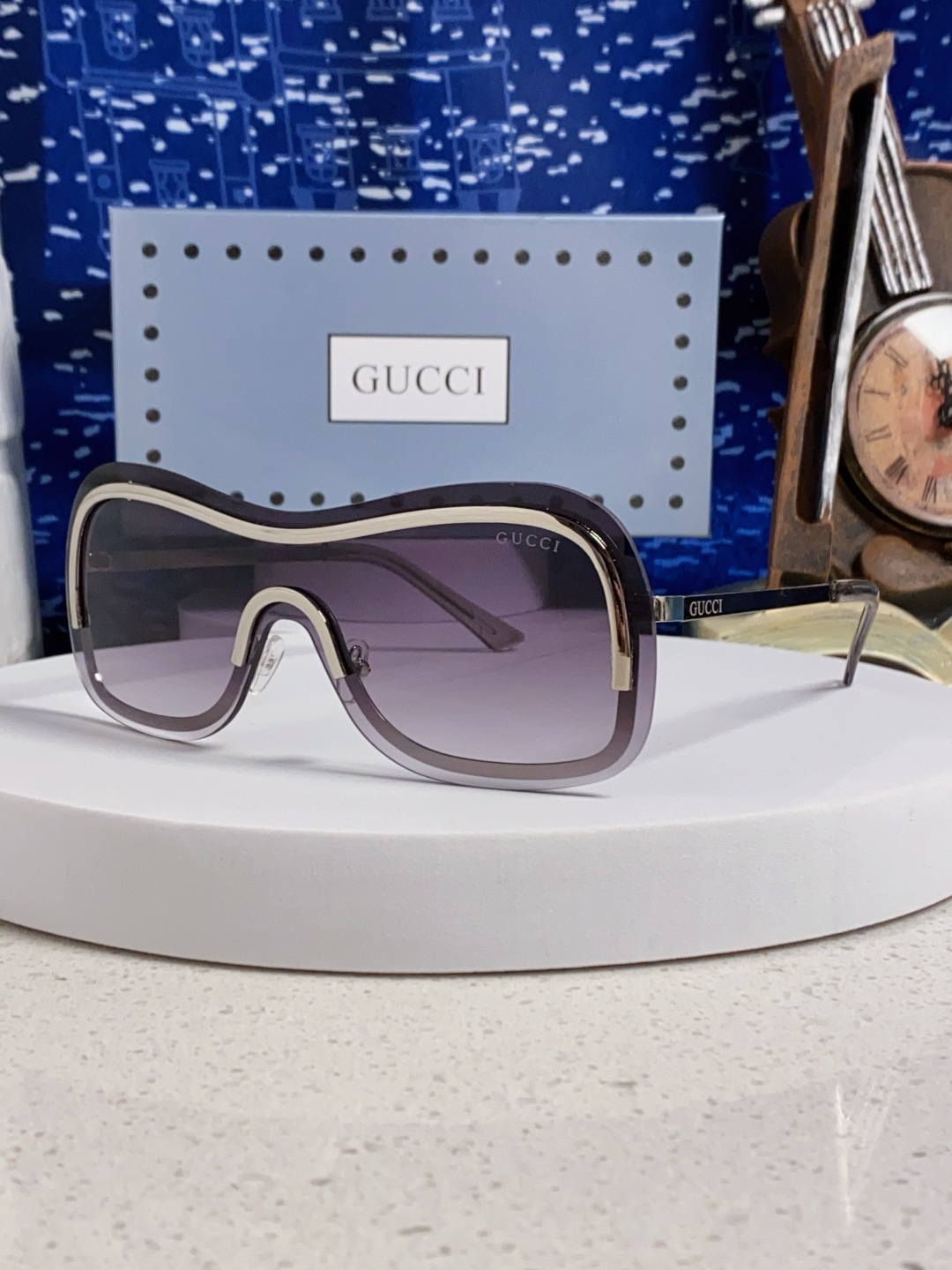 GUCCI グッチ サングラス メンズ レディース 一体型 サイバー テクノロジー フューチャー デザイン 金属フレーム サイドカット フラット レンズ グラデーション カラーレンズ 多色展開 - 画像 6