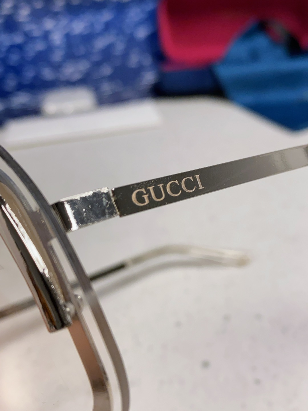 GUCCI グッチ サングラス サイドカット メタルフレーム 2025年新作 ファッション ミラーレンズ メンズ レディース 透色 タイプ 全5色展開 - 画像 2