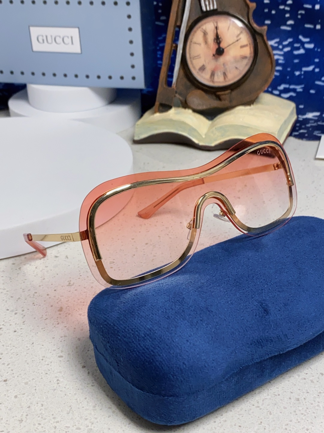 GUCCI グッチ サングラス フェイスガード型 男性 女性 メンズ レディース ピンク 多色展開 - 画像 2