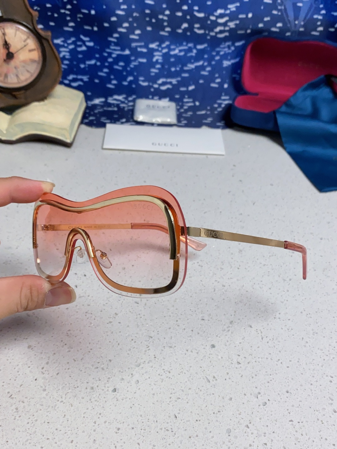 GUCCI グッチ サングラス フェイスガード型 男性 女性 メンズ レディース ピンク 多色展開 - 画像 9