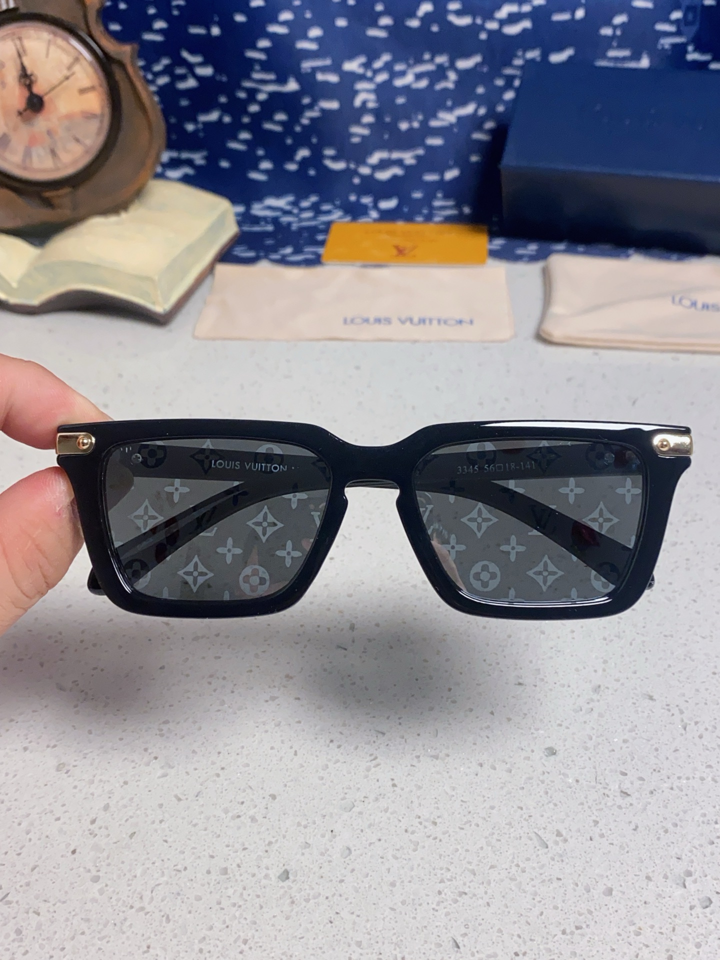 LOUIS VUITTON ルイヴィトン メンズサングラス フレーム対応 耐衝撃 耐刮傷 通勤 多色展開 - 画像 7