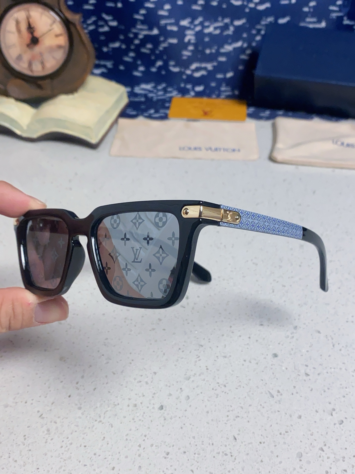 LOUIS VUITTON ルイヴィトン メンズサングラス フレーム対応 耐衝撃 耐刮傷 通勤 多色展開 - 画像 9