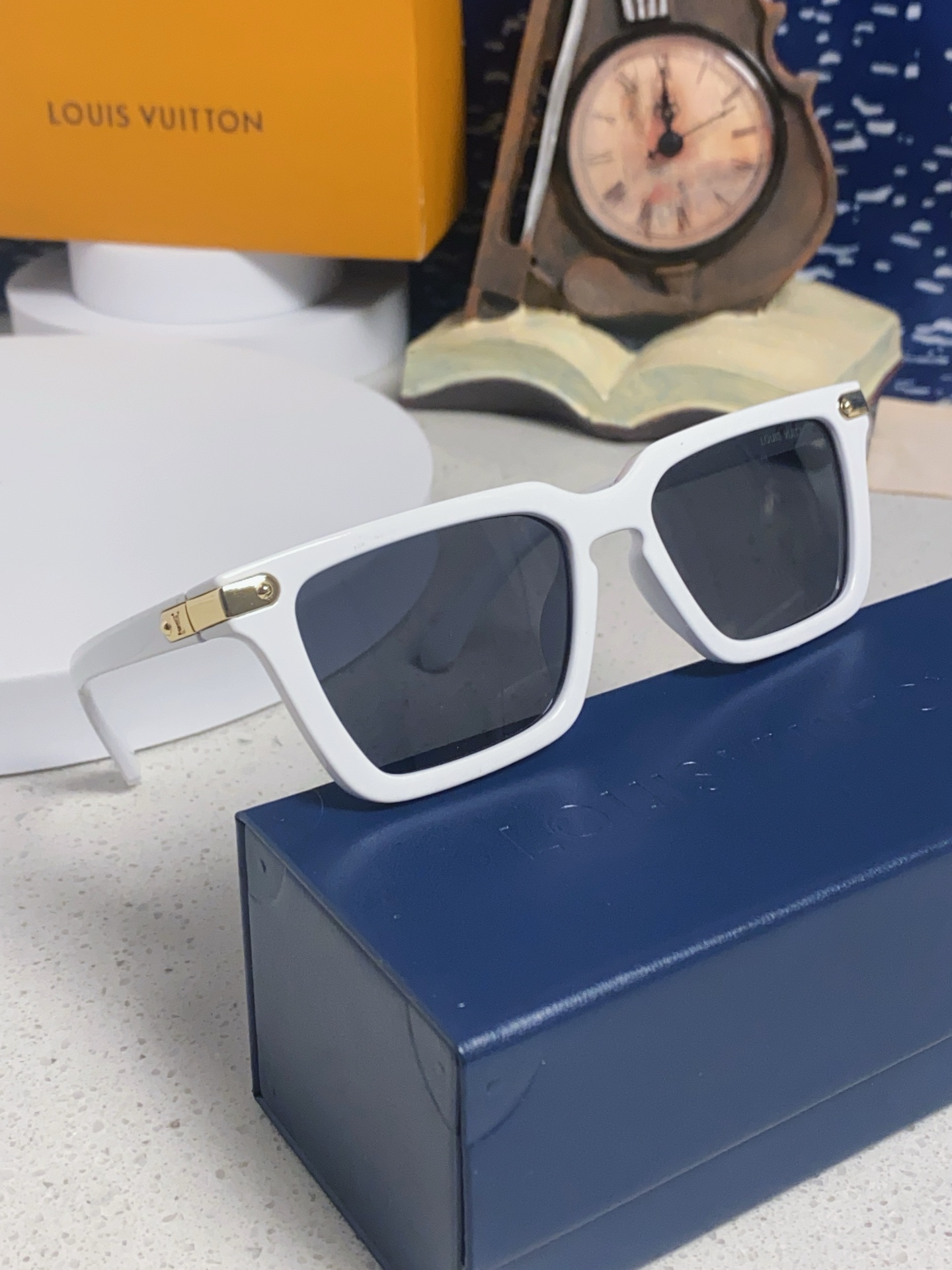 LOUIS VUITTON ルイヴィトン サングラス P135 2025年新作 おしゃれ カメラ付き 多色展開 - 画像 2