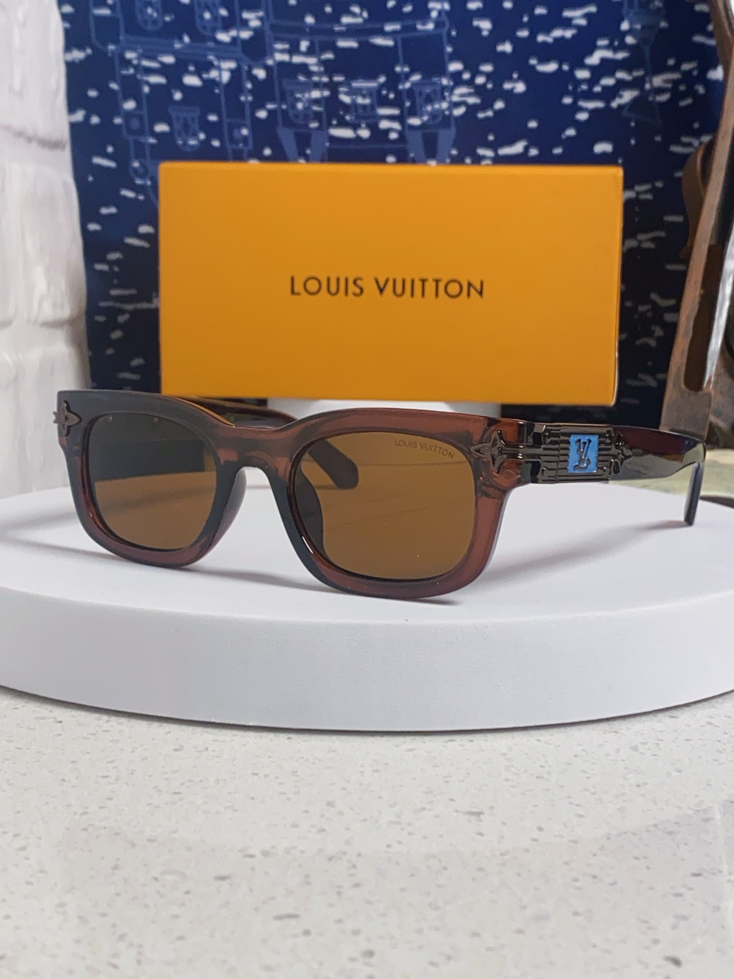 LOUIS VUITTON ルイヴィトン サングラス メンズ レディース フレーム サングラス ブルーサンガス 31371 多色展開
