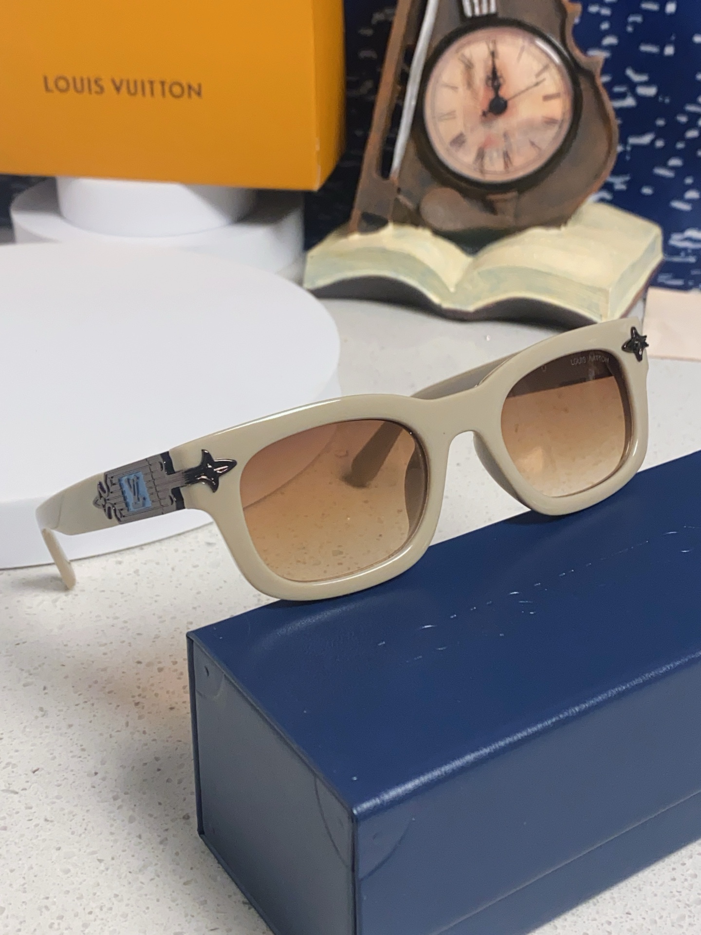 LOUIS VUITTON ルイヴィトン サングラス メンズ レディース フレーム オーバル ブルー 31372 多色展開 - 画像 2