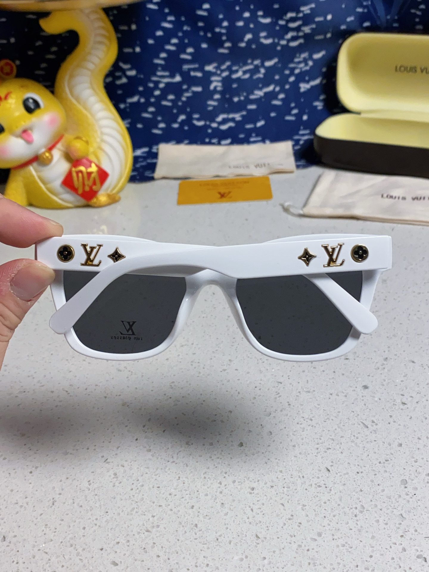 LOUIS VUITTON ルイヴィトン メガネ フレーム レディース ホワイト 多色展開 - 画像 8