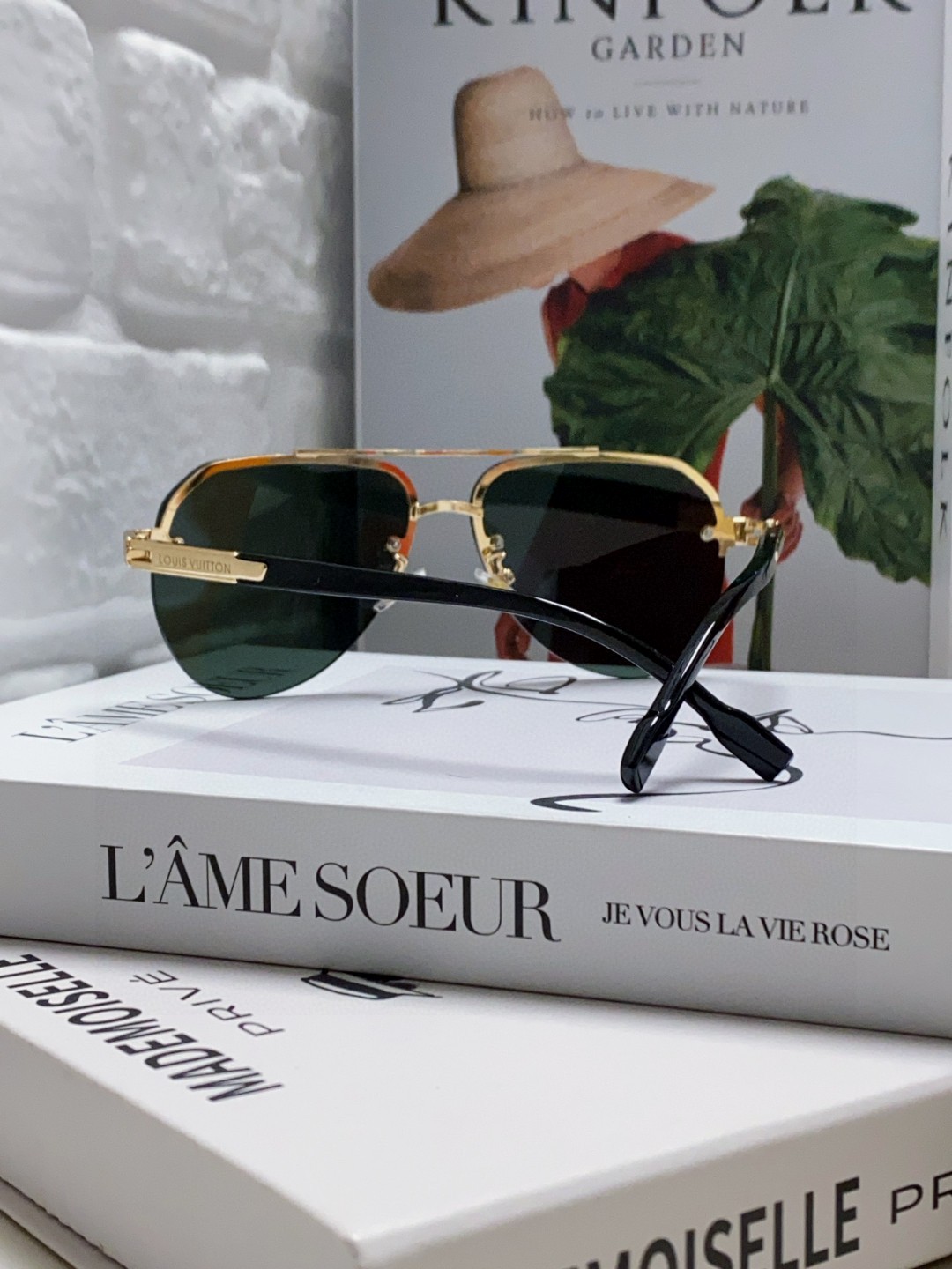 LOUIS VUITTON ルイヴィトン フライトサングラス P135 メンズ レディース 防紫外線 グリーン 黒金 銀灰 茶色 多色展開 - 画像 4