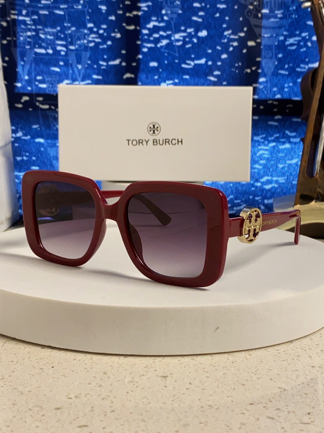 TORY BURCH トリー バーチ サングラス フラットサングラス レディース プレミアム レッド 多色展開