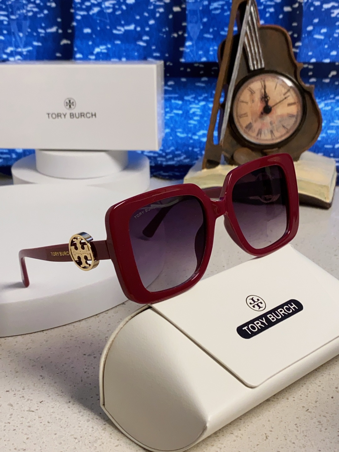 TORY BURCH トリー バーチ サングラス フラットサングラス レディース プレミアム レッド 多色展開 - 画像 2