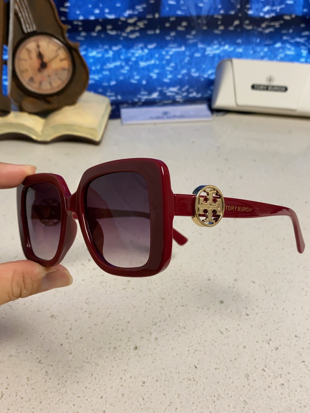 TORY BURCH トリー バーチ サングラス フラットサングラス レディース プレミアム レッド 多色展開 - 画像 9