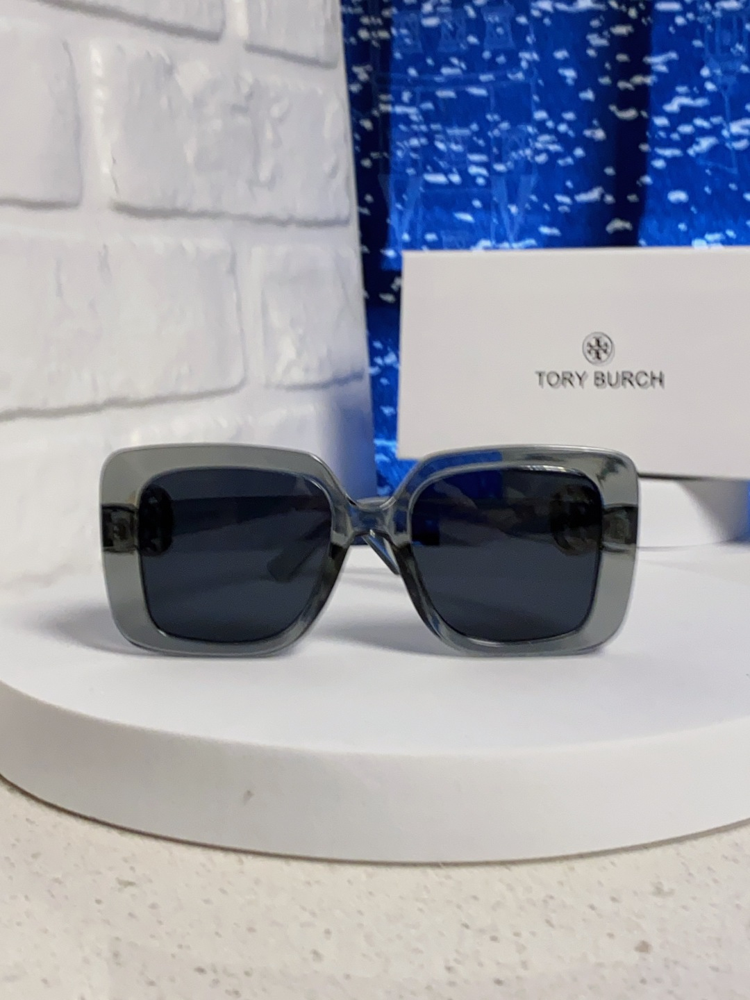 TORY BURCH トーリーバーチ サングラス フレーム型 メンズ レディース 2025年新作 大きめサイズ 送料無料 透明グレー - 画像 5