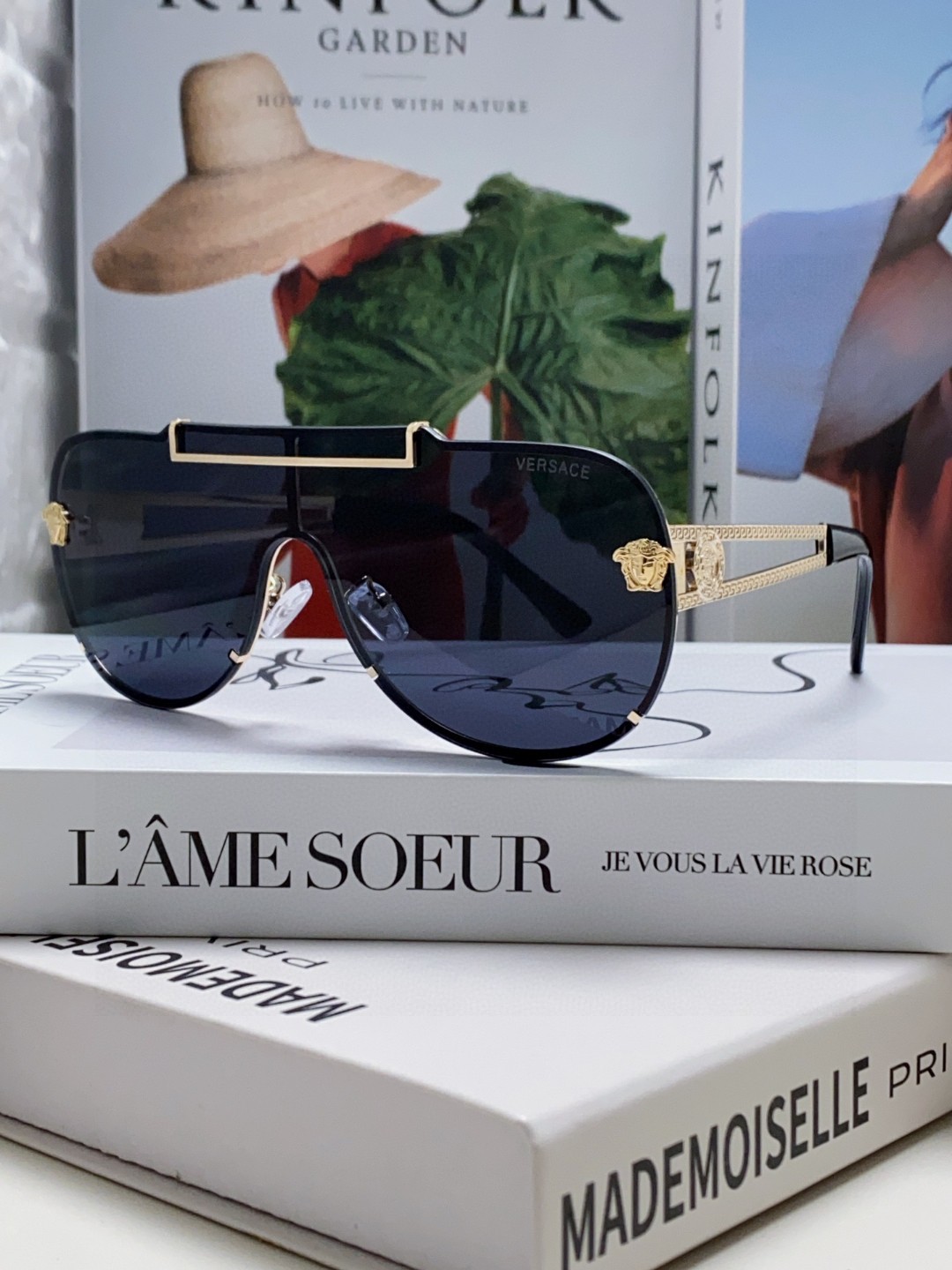 VERSACE ヴェルサーチ メガネ型サングラス メンズ レディース 男女兼用 UVカット ブラック 黒色