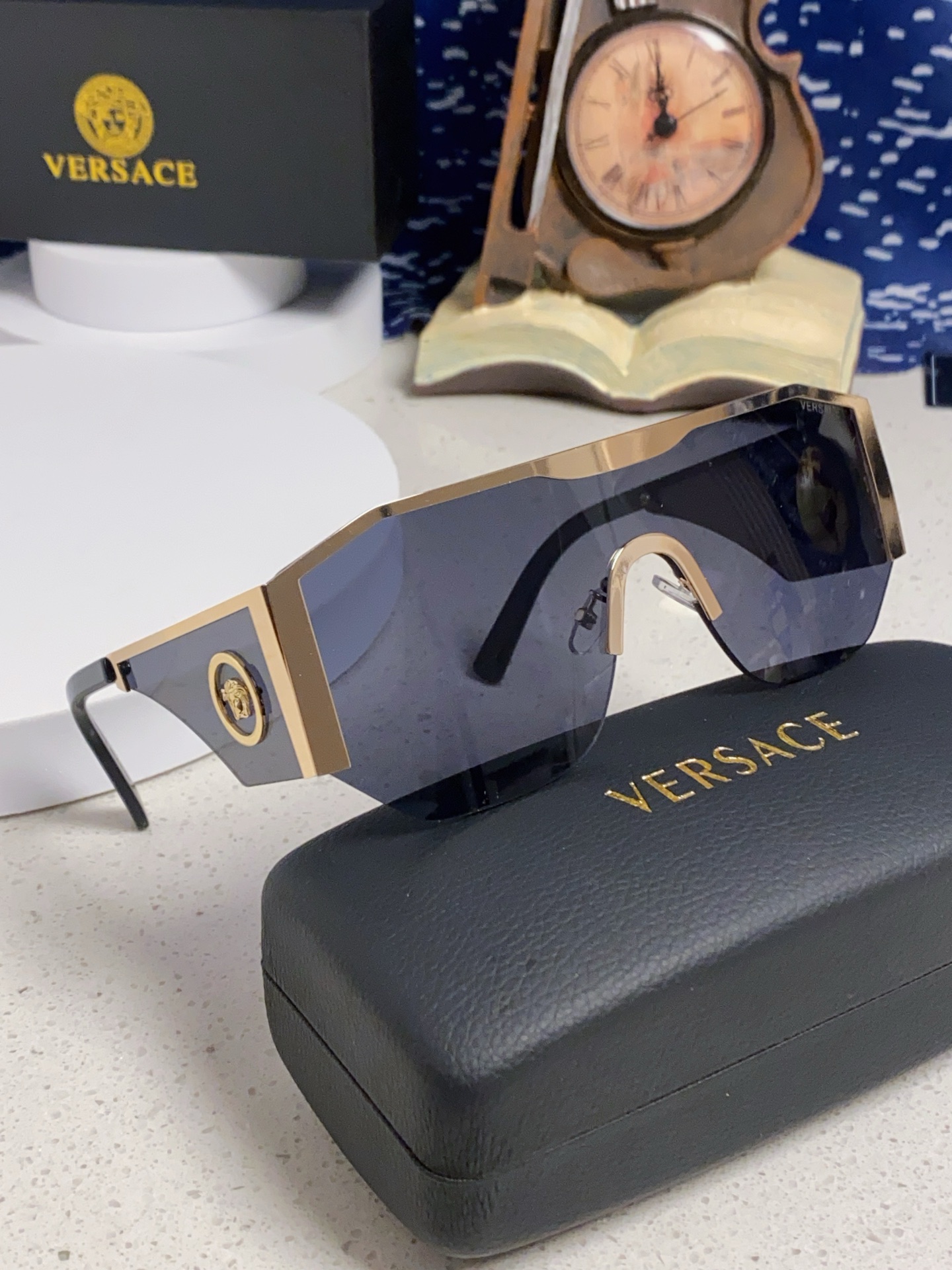 VERSACE ヴェルサーチ サングラス メタルフレーム 多角形 フラットシェイプ メンズ レディース UVカット 31289 全6色展開 - 画像 2