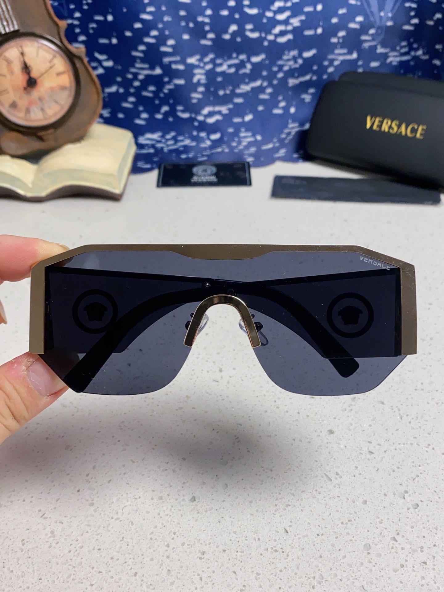 VERSACE ヴェルサーチ サングラス メタルフレーム 多角形 フラットシェイプ メンズ レディース UVカット 31289 全6色展開 - 画像 7