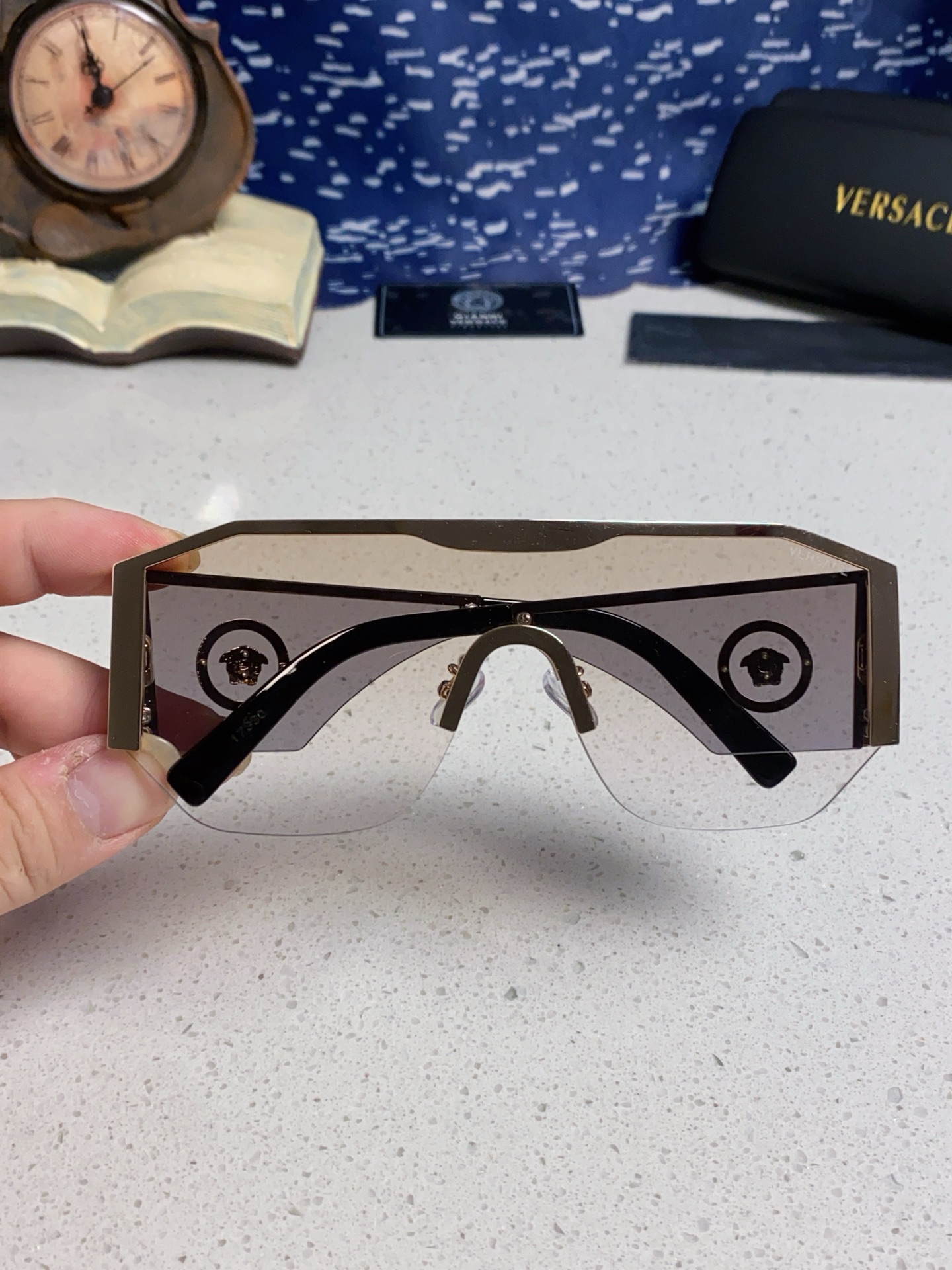 VERSACE ヴェルサセ サングラス メタル ブランド フレーム UVカット 軽量 通勤 メンズ レディース 多色展開 - 画像 8