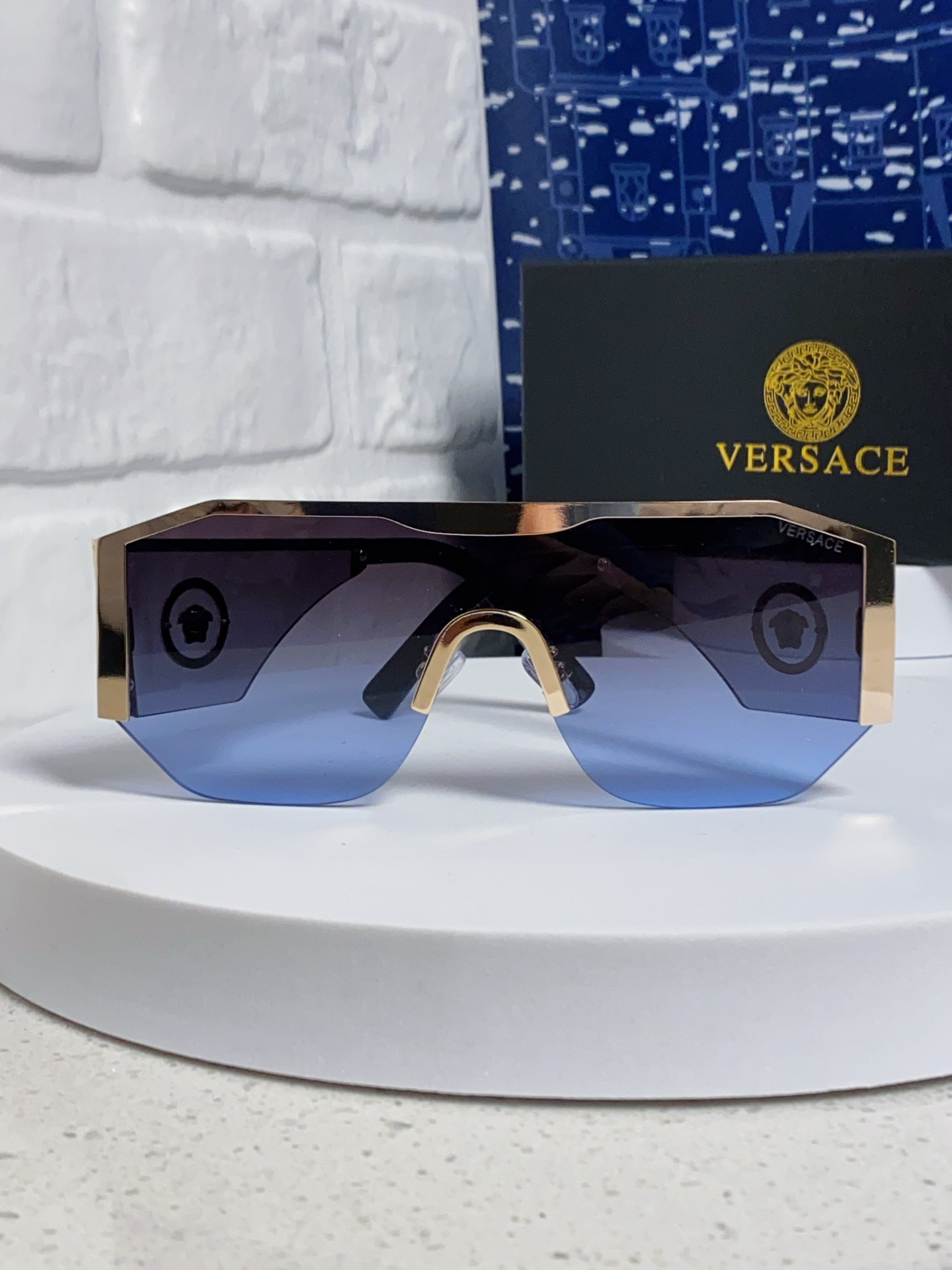 VERSACE ヴェルサーチ サングラス メンズ レディース 逆さまガラス メダリオン サングラス ブルーレンズ 両面仕様 多色展開 - 画像 5
