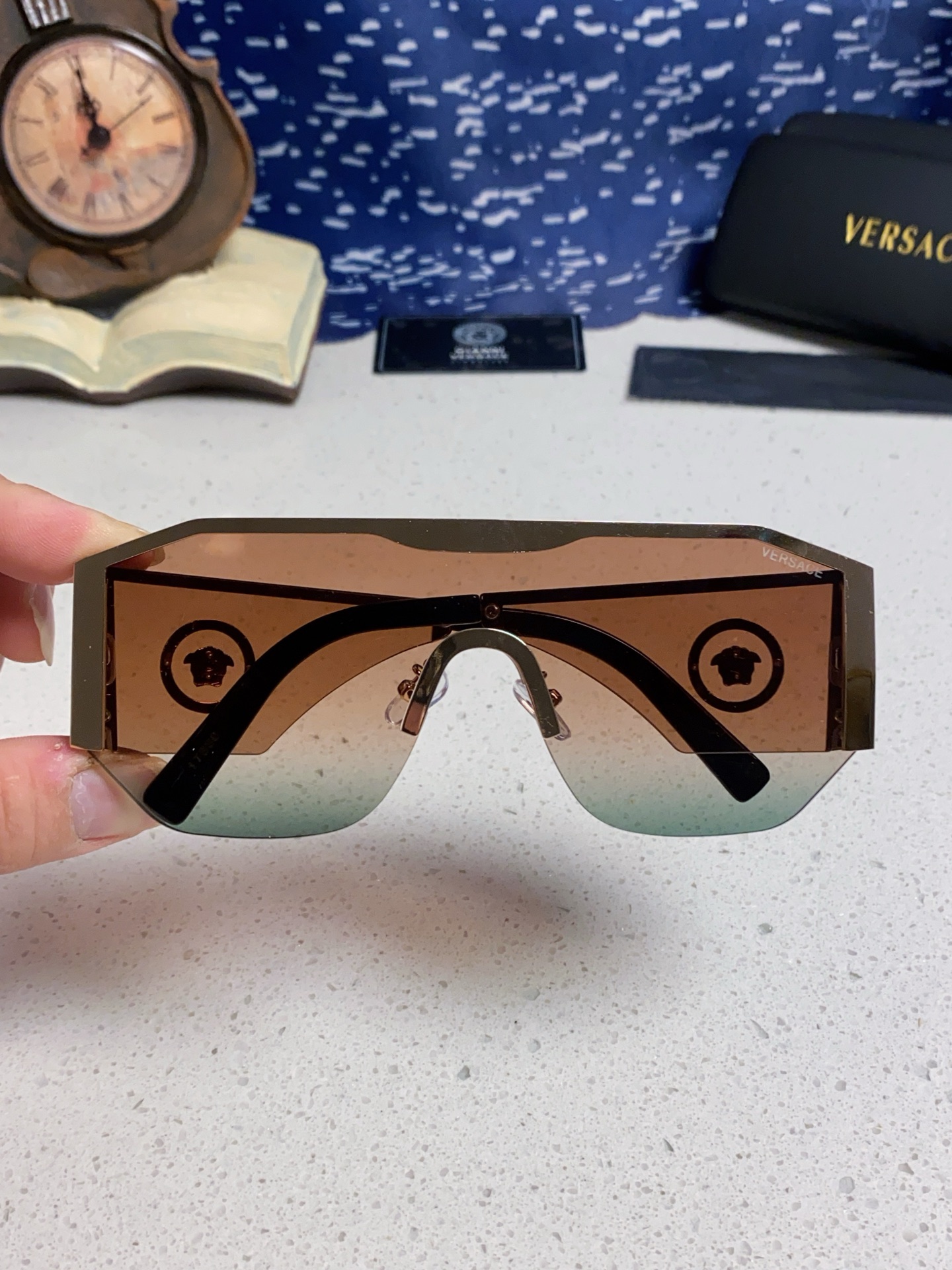 VERSACE ヴェルサーチ サングラス メタルフレーム 20254 フラットシェイプ 防紫外線 ショップスタイル メンズ レディース 多色展開 - 画像 7