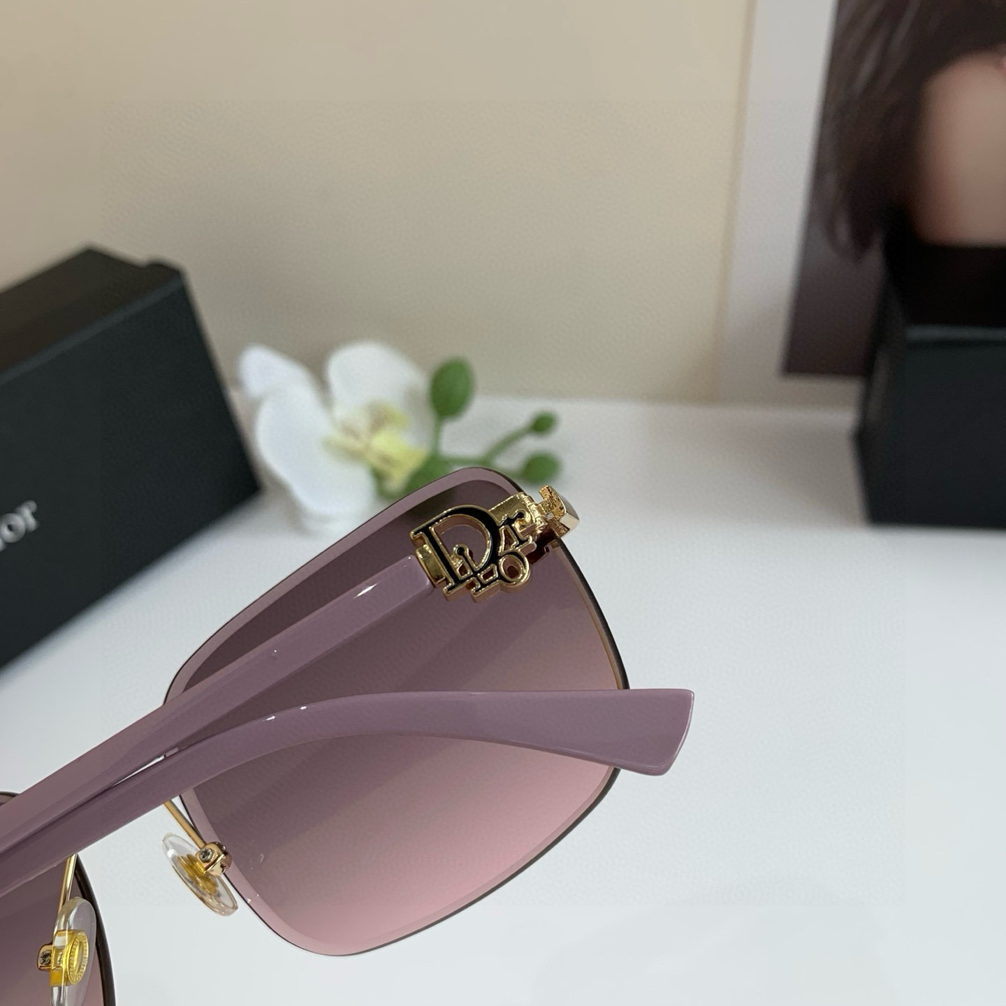 Dior ディオール フレームレスサングラス 男女兼用 偏光 フラットサングラス ピンク ブラック 全2色 - 画像 6