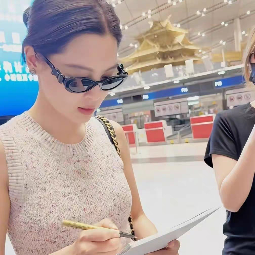 CHANEL シャネル サングラス フェイスリムデザイン 可愛いリボン おしゃれ 大人気 レディース ブラック 多色展開