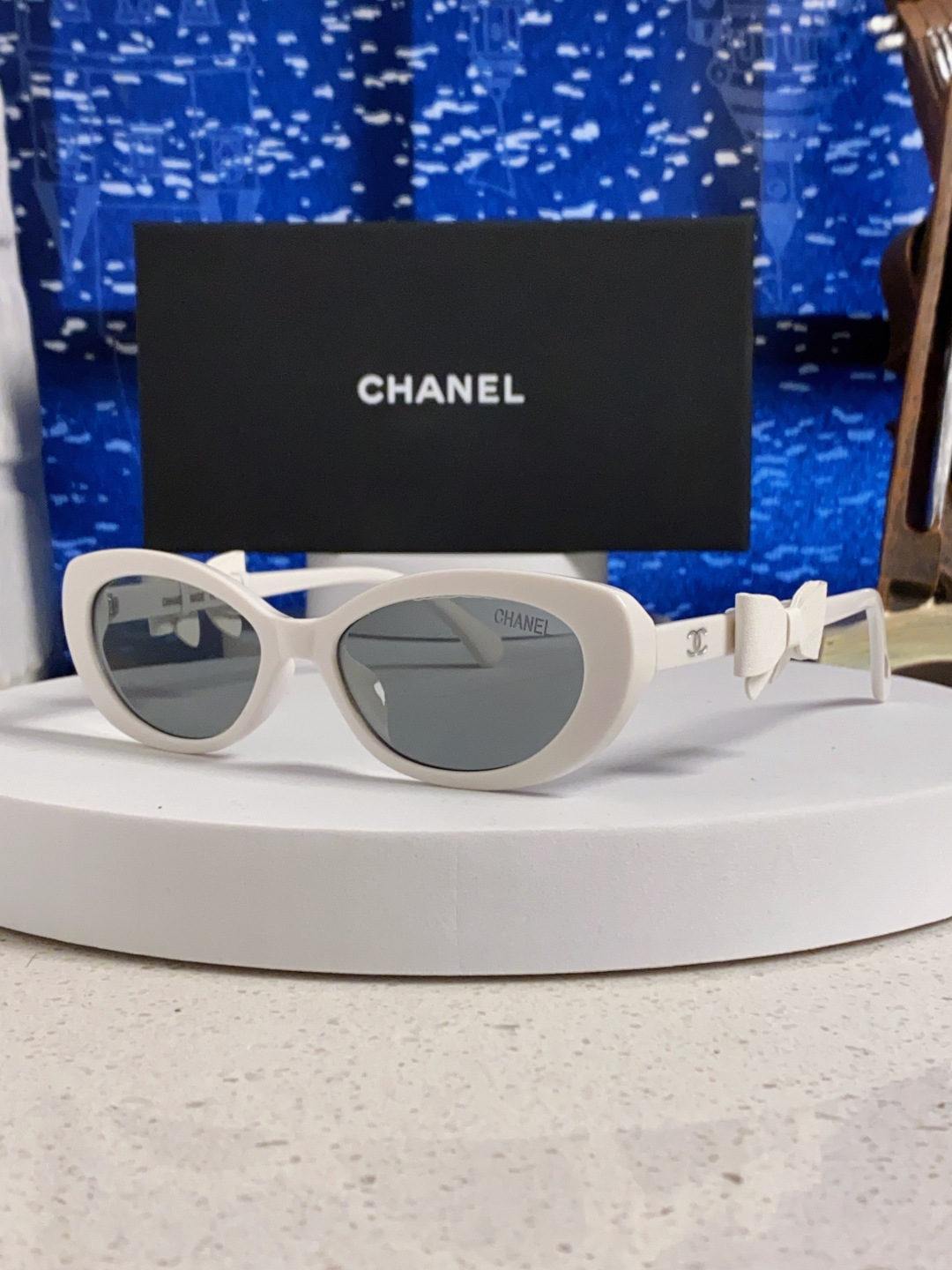 CHANEL シャネル サングラス フラットシェイプ かわいい フラットタイプ レディース 白色 多色展開