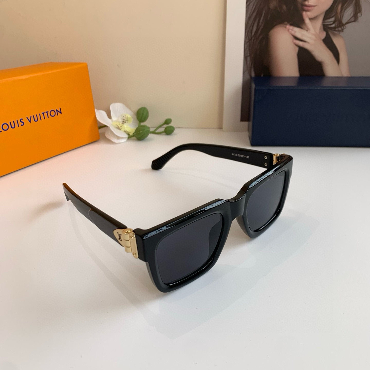 LOUIS VUITTON ルイヴィトン メガネ フレーム 太陽メガネ ブラック トレンディー 通勤 メンズ レディース