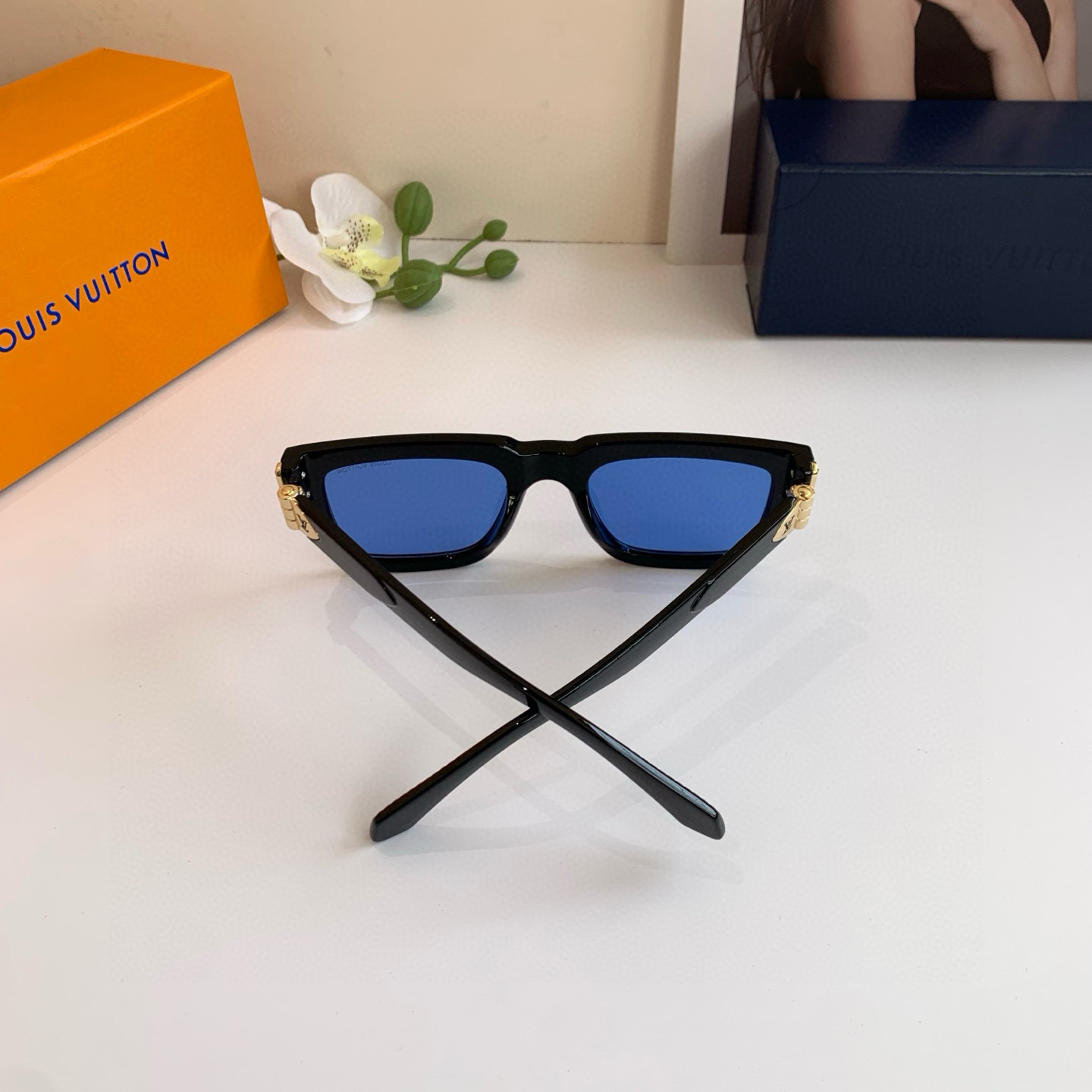 LOUIS VUITTON ルイヴィトン サングラス 方形 ブルーレンズ メンズ レディース ブラック - 画像 7