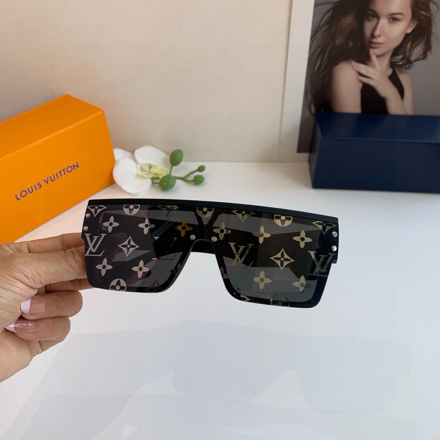 LOUIS VUITTON ルイヴィトン サングラス フレーム かっこいい メンズ レディース ブラック - 画像 3