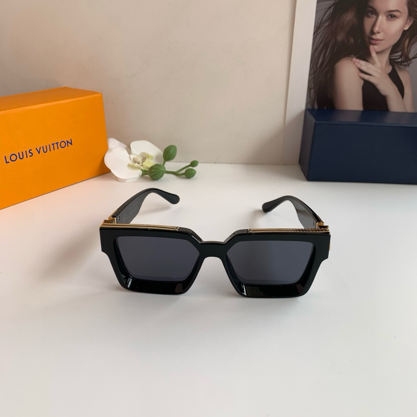 LOUIS VUITTON ルイヴィトン サングラス フレーム メンズ レディース ブラック ブラウン 2色展開 - 画像 4