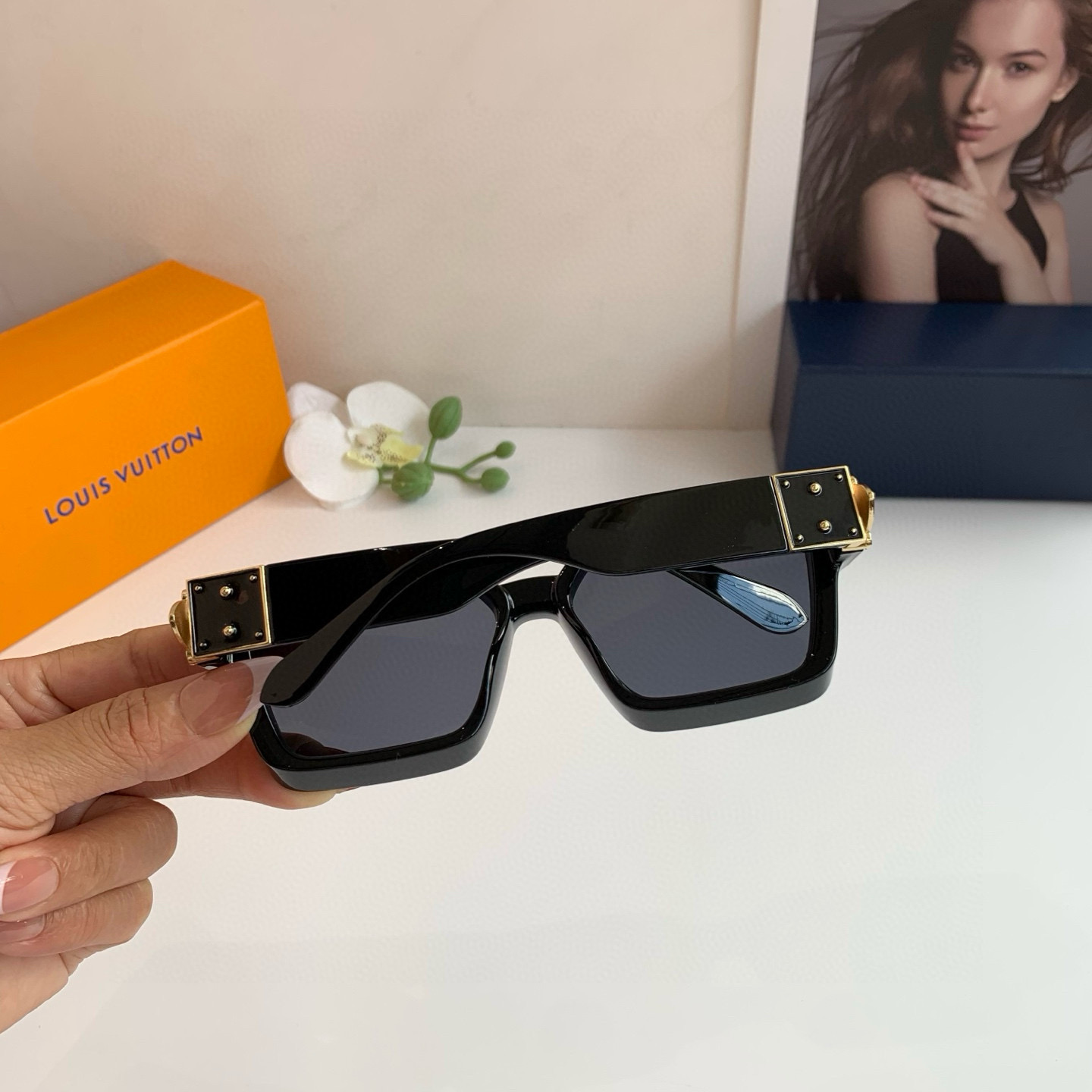 LOUIS VUITTON ルイヴィトン サングラス フレーム メンズ レディース ブラック ブラウン 2色展開 - 画像 7