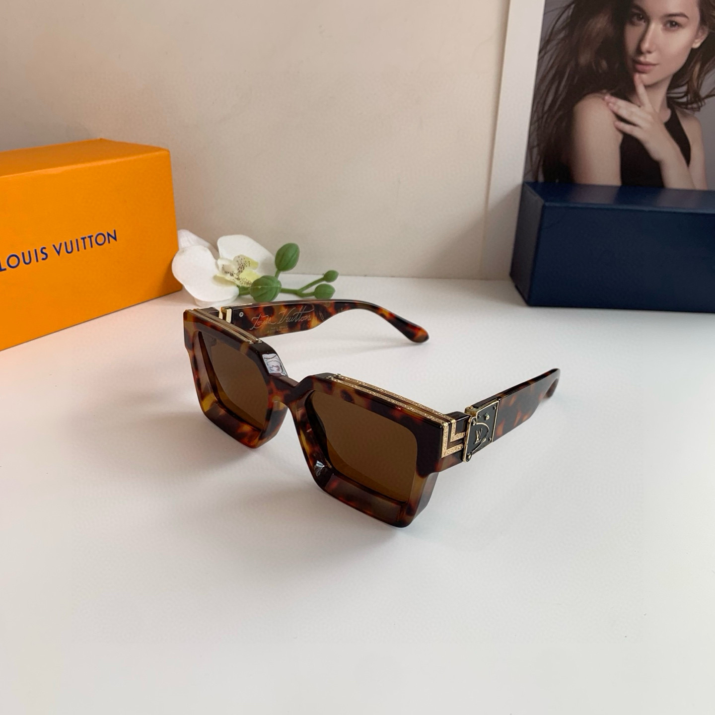 LOUIS VUITTON ルイヴィトン サングラス フレームサイズ54 メンズ レディース ブラック ブラウン 2色展開 - 画像 3