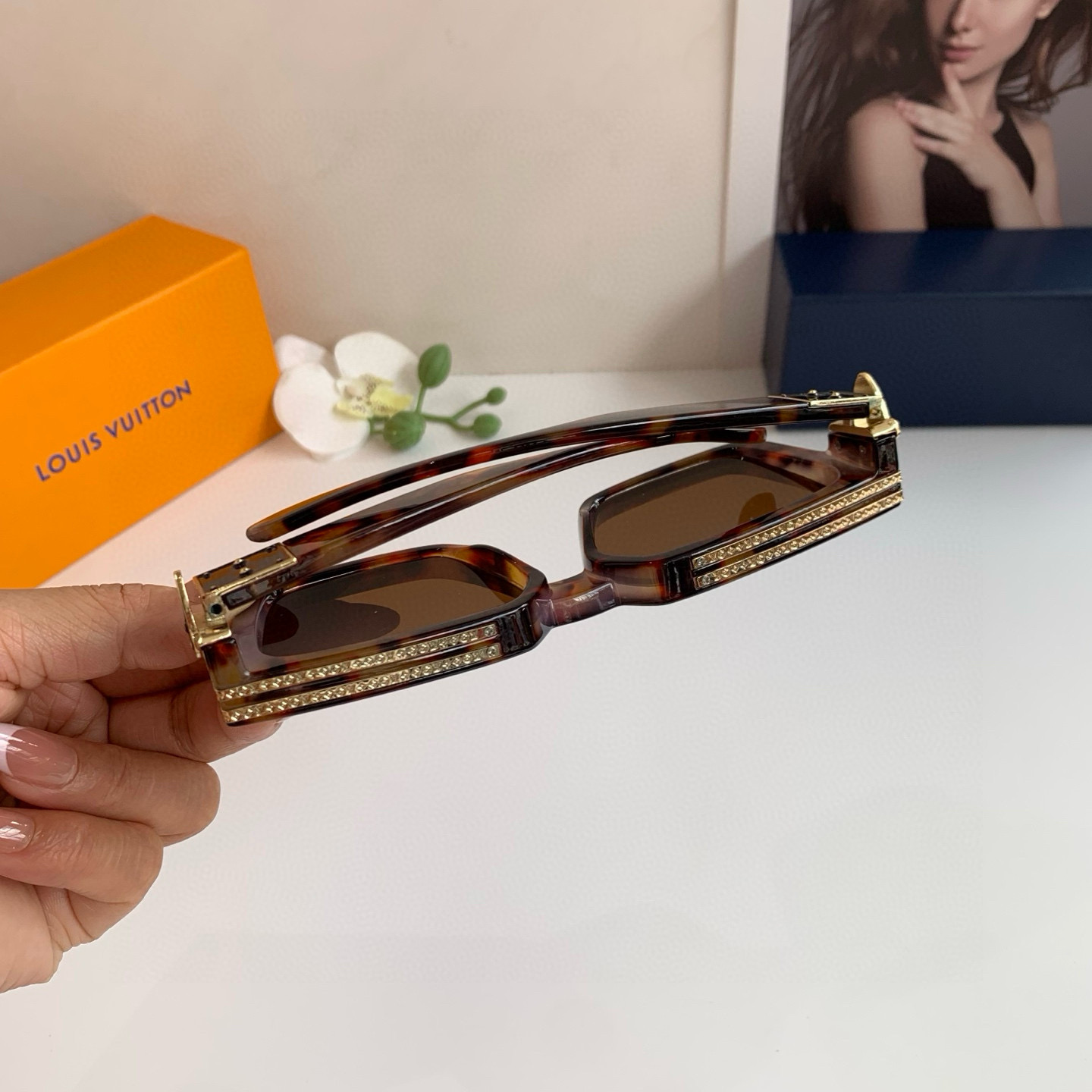 LOUIS VUITTON ルイヴィトン サングラス フレームサイズ54 メンズ レディース ブラック ブラウン 2色展開 - 画像 9