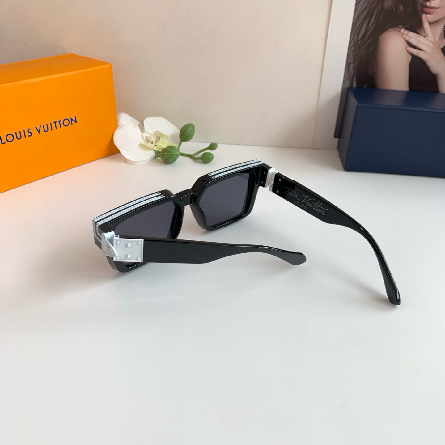 LOUIS VUITTON ルイヴィトン サングラス メンズ レディース ブラック ティアラ フレーム 2色展開 - 画像 8