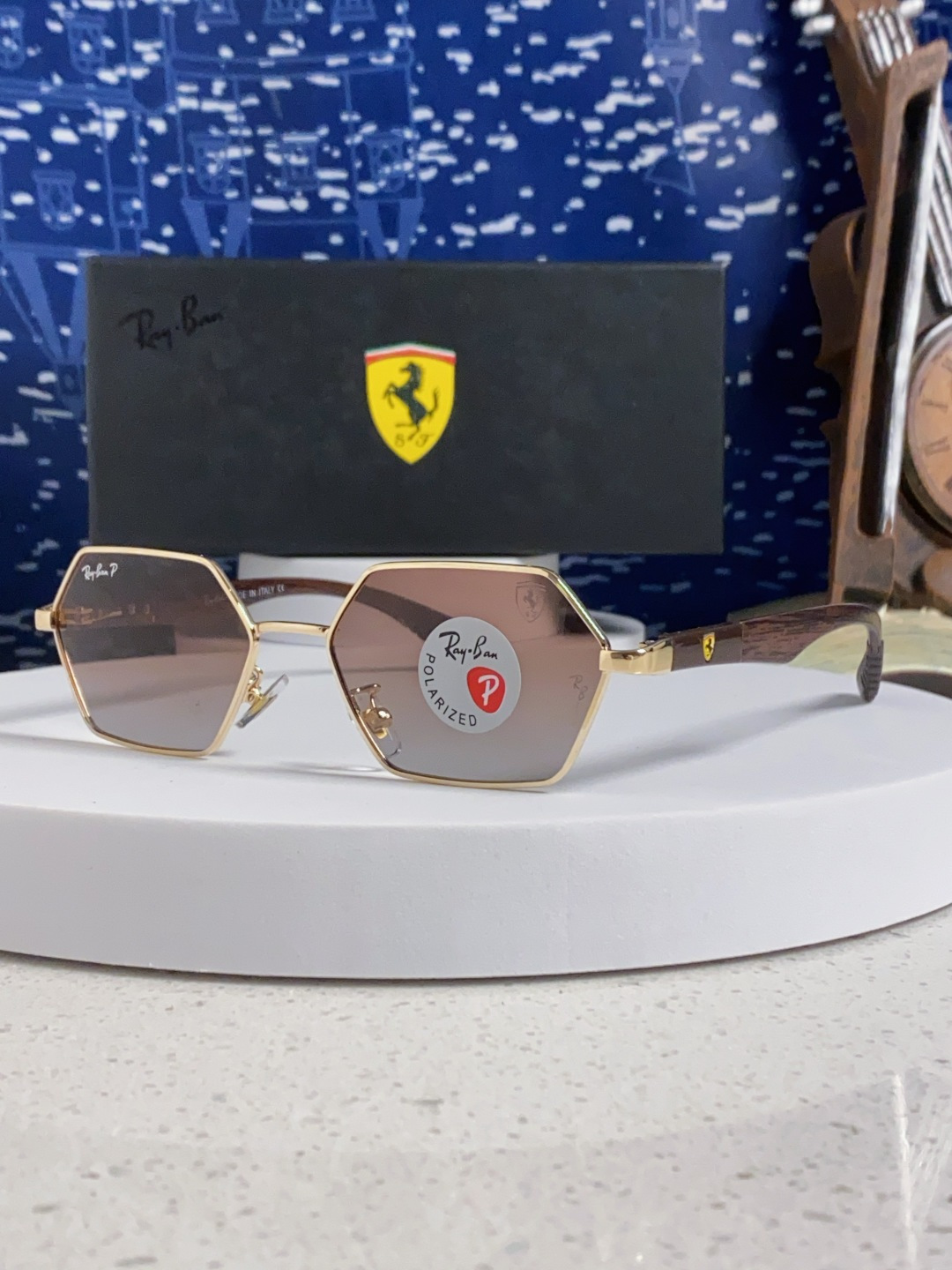 RAYBAN レイバン メンズサングラス RB3137 フェラーリコラボ 軽量 偏光 メンズ レディース 全6色展開