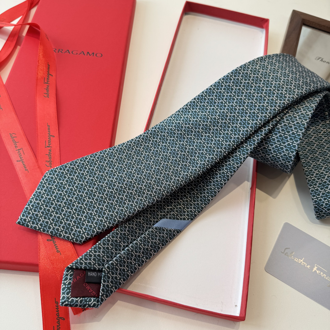 フェラガモ風 ネクタイ フェラガモ調 結婚式 ホスト 衣装 高級シルク調 光沢 ライトブルー - 画像 4