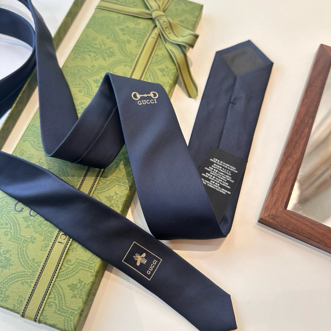 馬蹄銃柄 ネクタイ グッチ風 結婚式 ホスト 衣装 高級シルク調 光沢 ネイビー - 画像 5