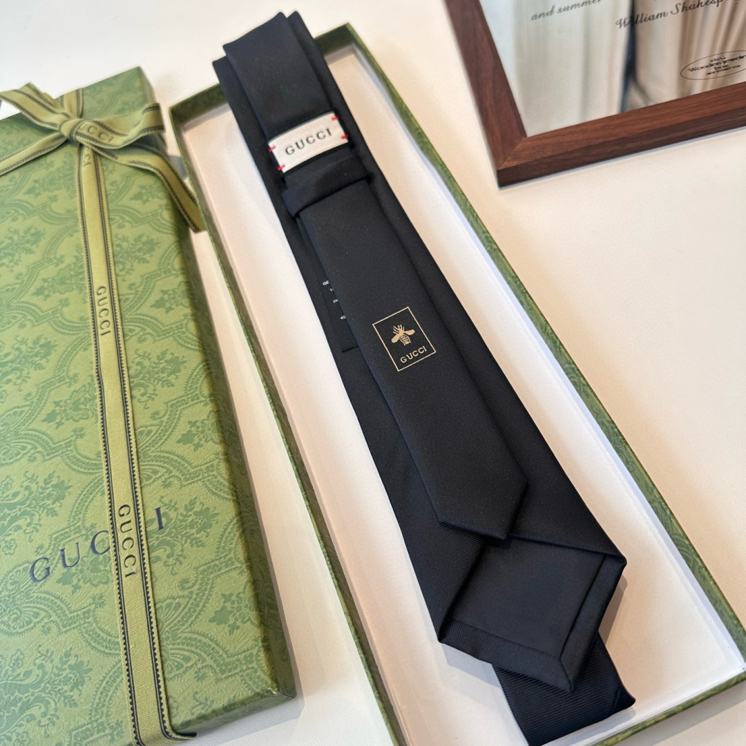 ギャンチーニ柄 ネクタイ グッチ風 フェラガモ風 結婚式 ホスト 衣装 高級シルク調 光沢 ネイビー - 画像 5