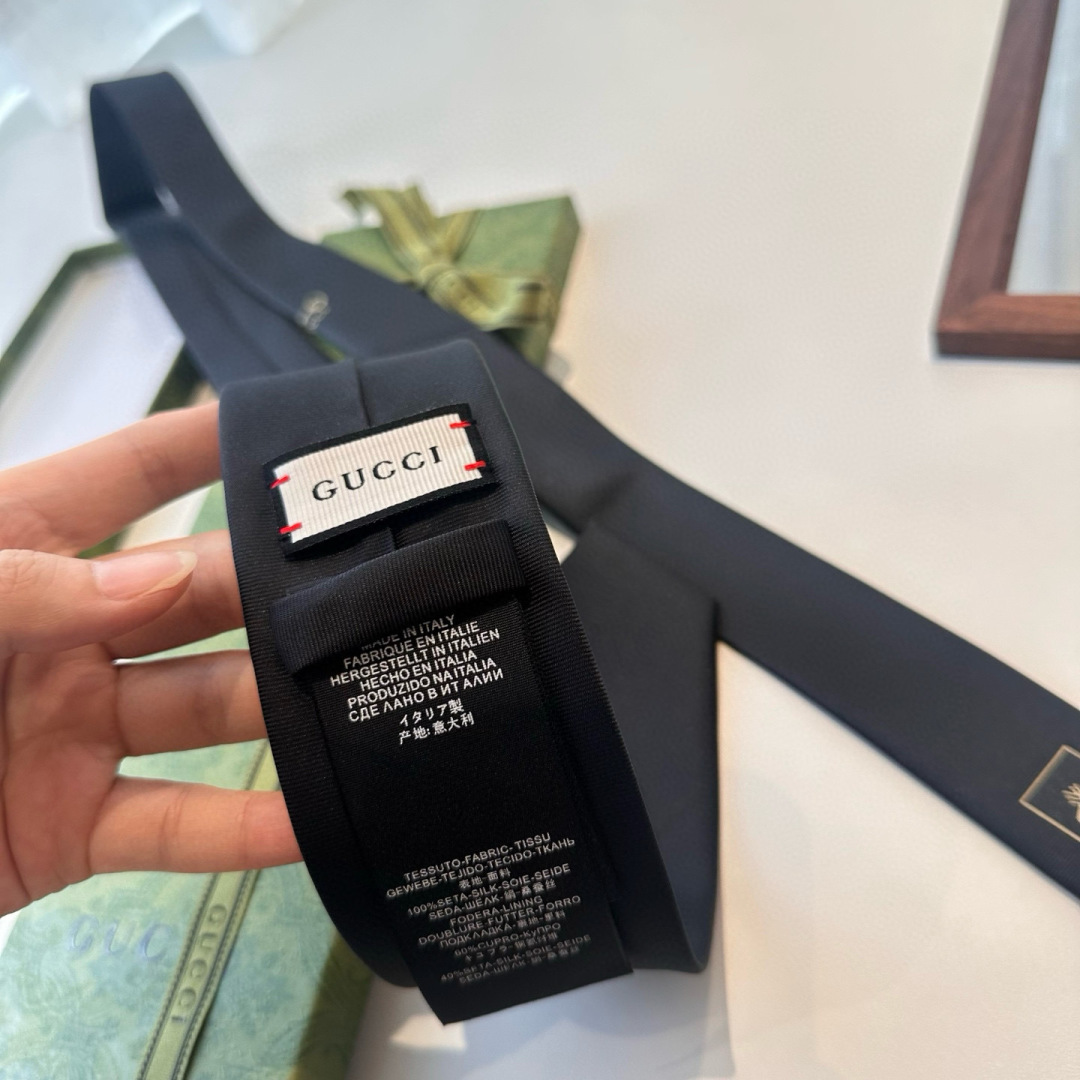 ギャンチーニ柄 ネクタイ グッチ風 フェラガモ風 結婚式 ホスト 衣装 高級シルク調 光沢 ネイビー - 画像 8