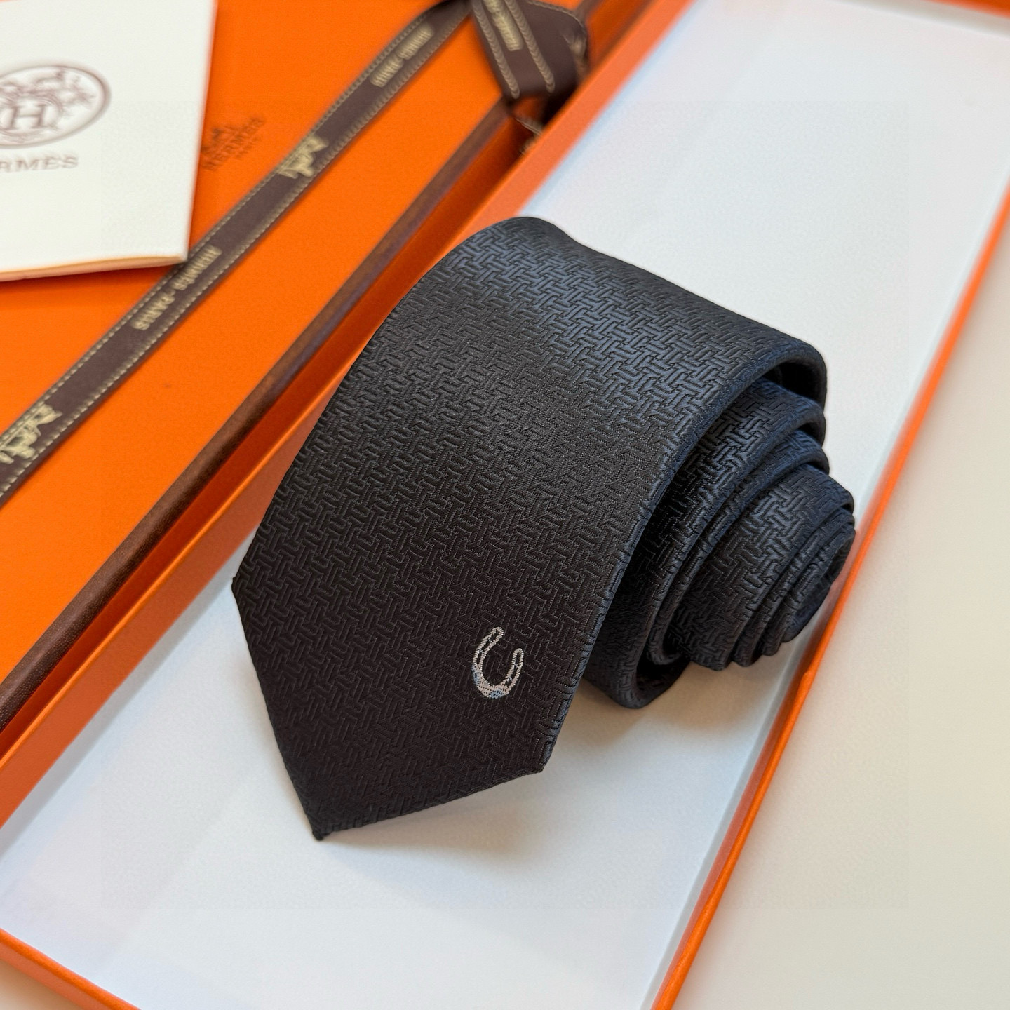 H織り ネクタイ ヘルメス風 結婚式 ホスト 衣装 高級シルク調 光沢 灰色 - 画像 9
