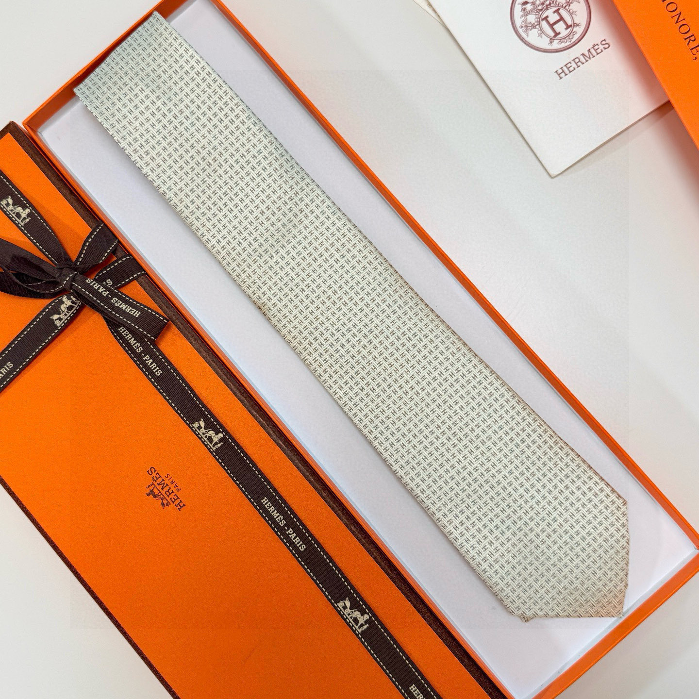 H織り ネクタイ ハイブランド調 結婚式 ホスト 衣装 高級シルク調 光沢 水色 - 画像 6