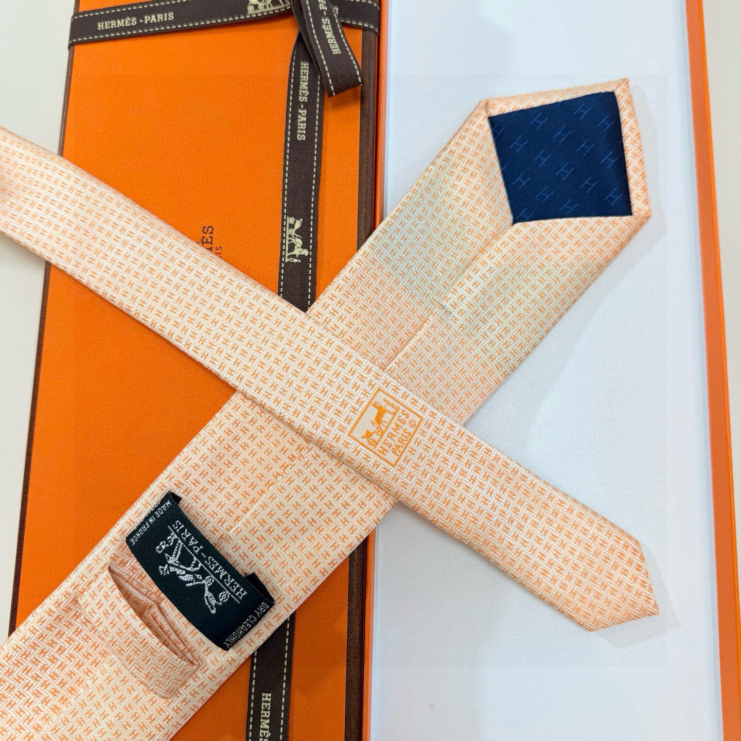 H織り ネクタイ ヘレズ風 結婚式 ホスト 衣装 高級シルク調 光沢 ライトブルー - 画像 9