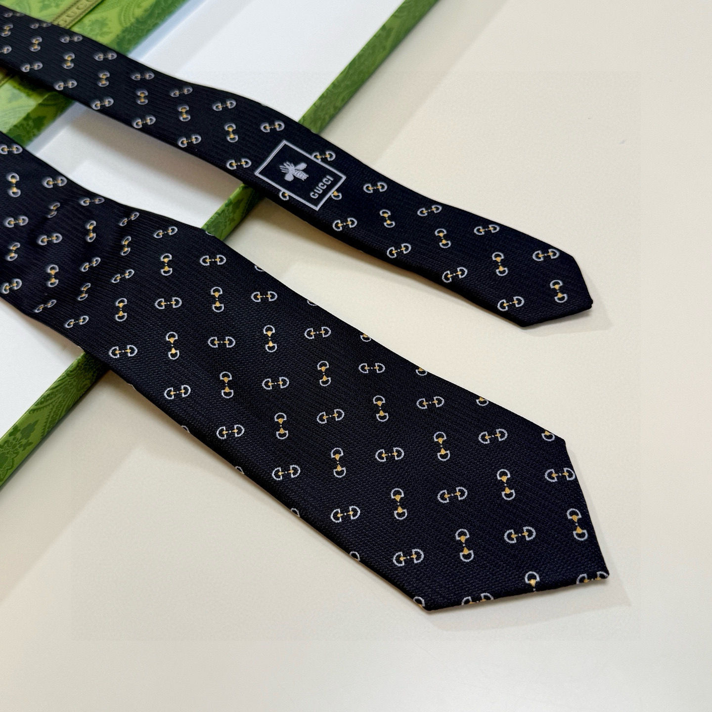 GG柄 ネクタイ グッチ風 結婚式 ホスト 衣装 高級シルク調 光沢 ネイビー - 画像 6