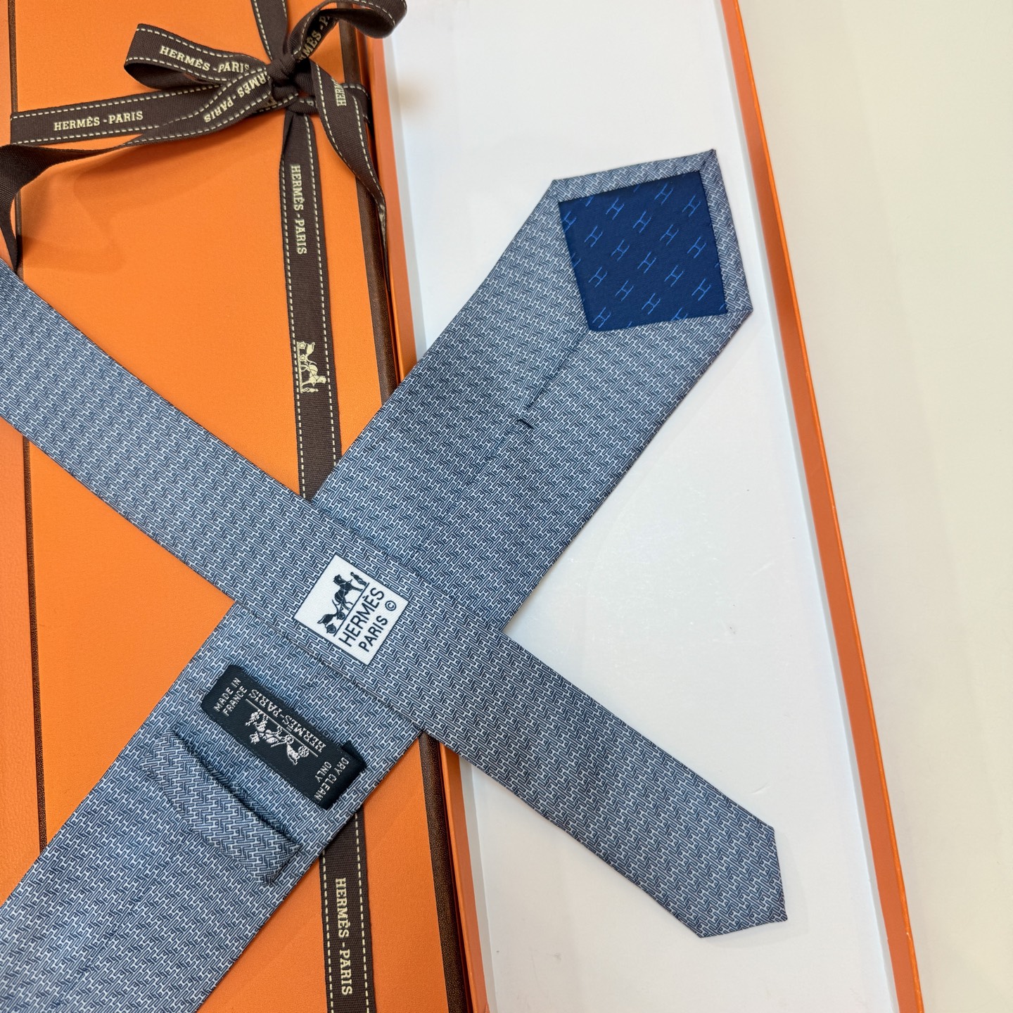 H織り ネクタイ ハイブランド調 結婚式 ホスト 衣装 高級シルク調 光沢 水色 - 画像 6