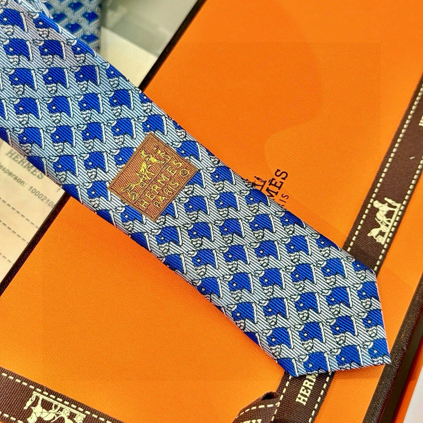 エレガントなスカーフ柄 ネクタイ ヘルメス風 結婚式 ホスト 衣装 高級シルク調 光沢 水色 - 画像 8