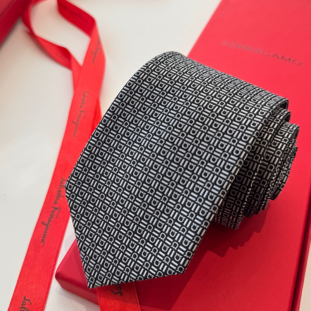 ガンチーニ柄 ネクタイ フェラガモ風 結婚式 ホスト 衣装 高級シルク調 光沢 ネイビー