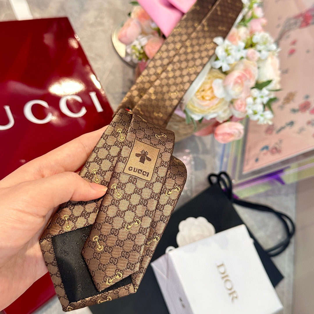 GG柄 ネクタイ ハイブランド調 結婚式 ホスト 衣装 高級シルク調 光沢 ネイビー - 画像 3